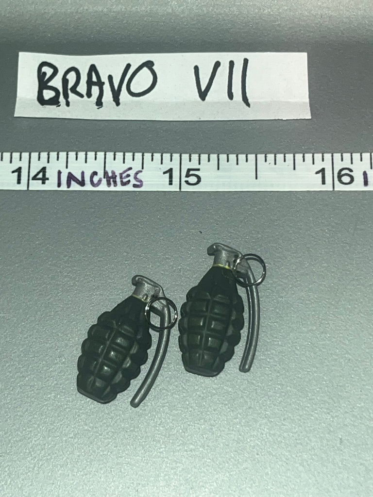 1/6 Scale WWII US Grenade Lot