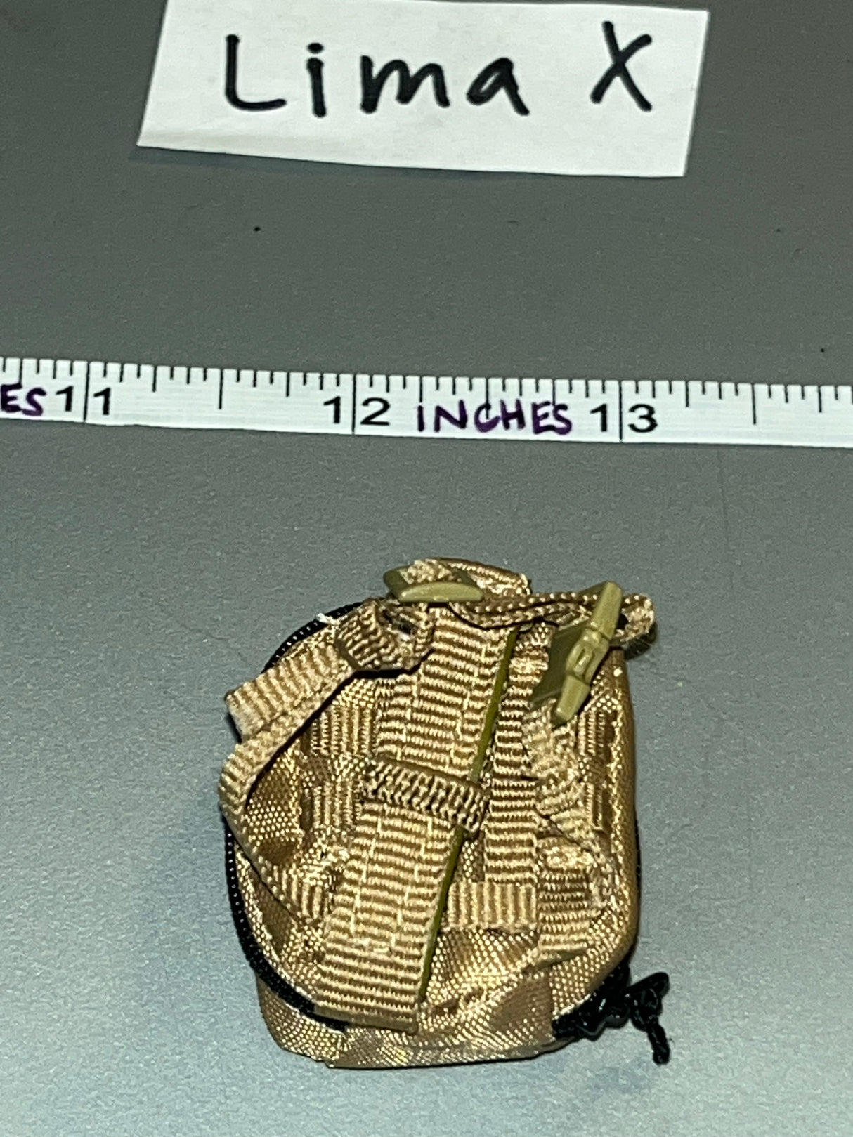 1:6 Scale Modern Era Drop Down Pouch