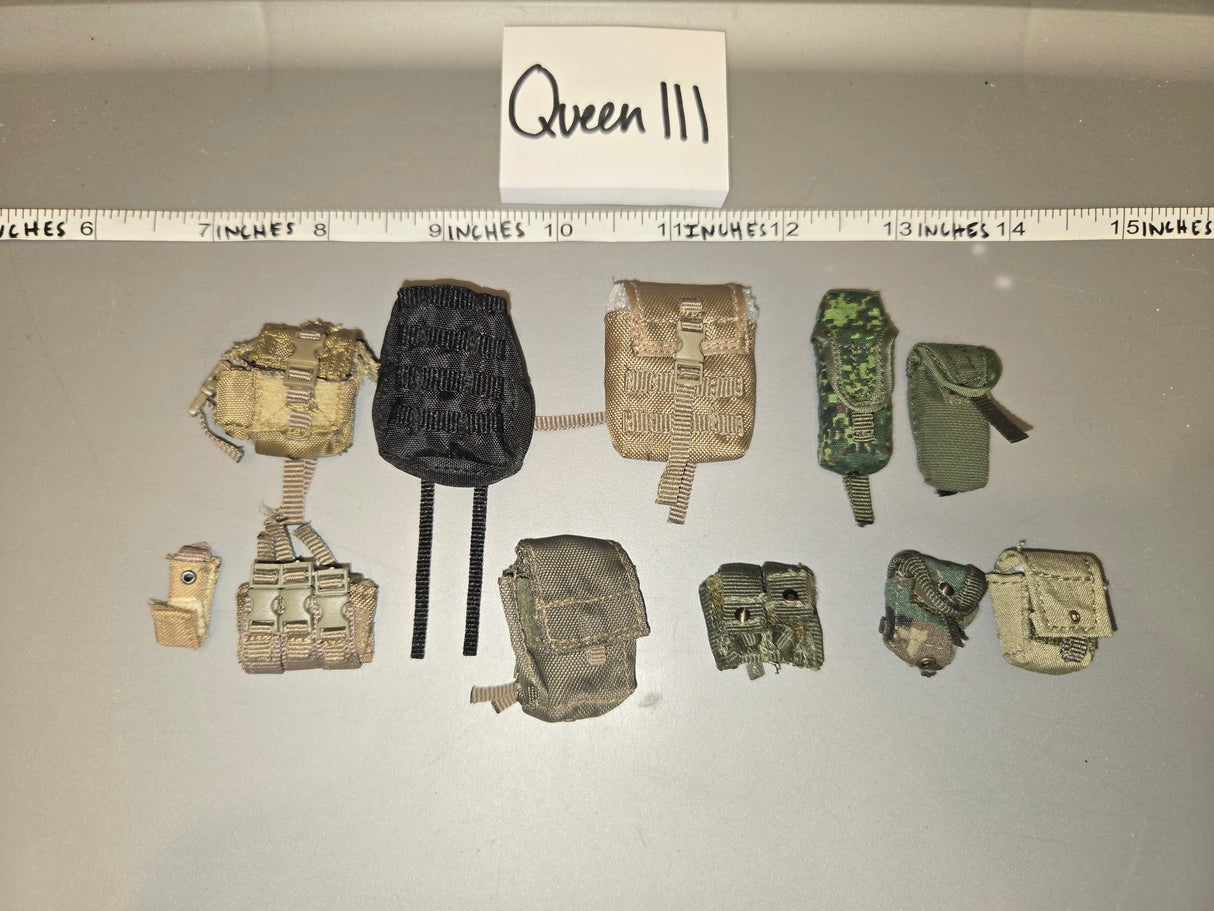 1/6 Scale Modern Era Pouch Lot