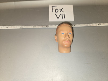 1/6 Scale Male Head Sculpt with Blue Eyes - Fox VII