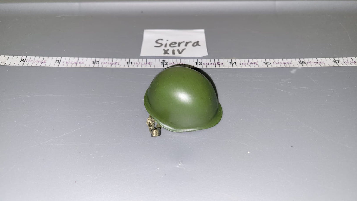 1:6 WWII Russian Helmet - Metal DID