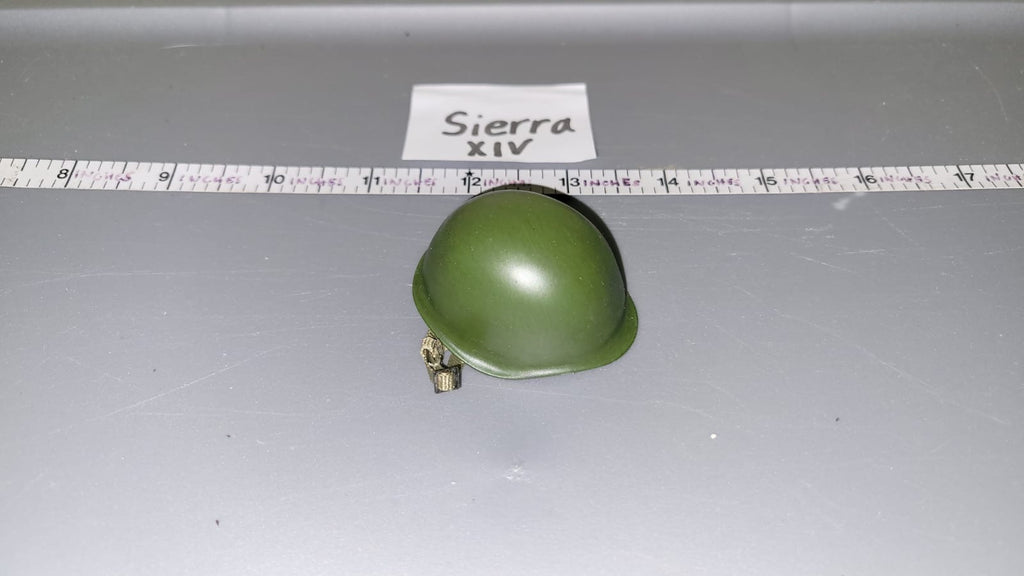 1:6 WWII Russian Helmet - Metal DID