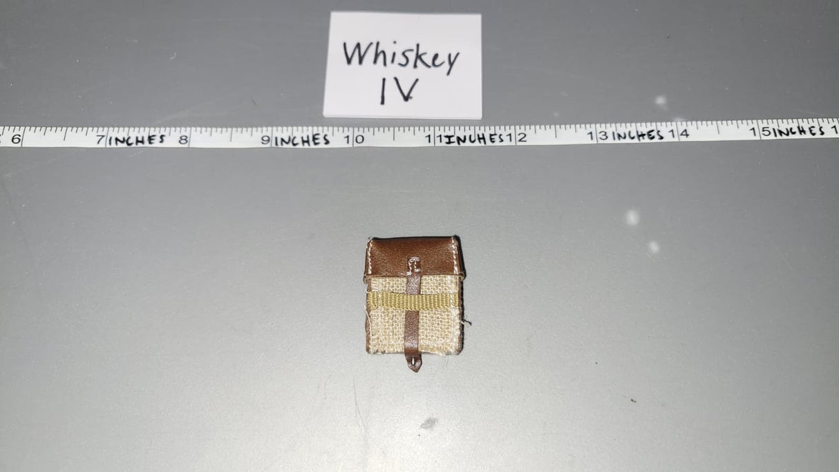 1:6 WWII German Machine Gun Tool Pouch - DID