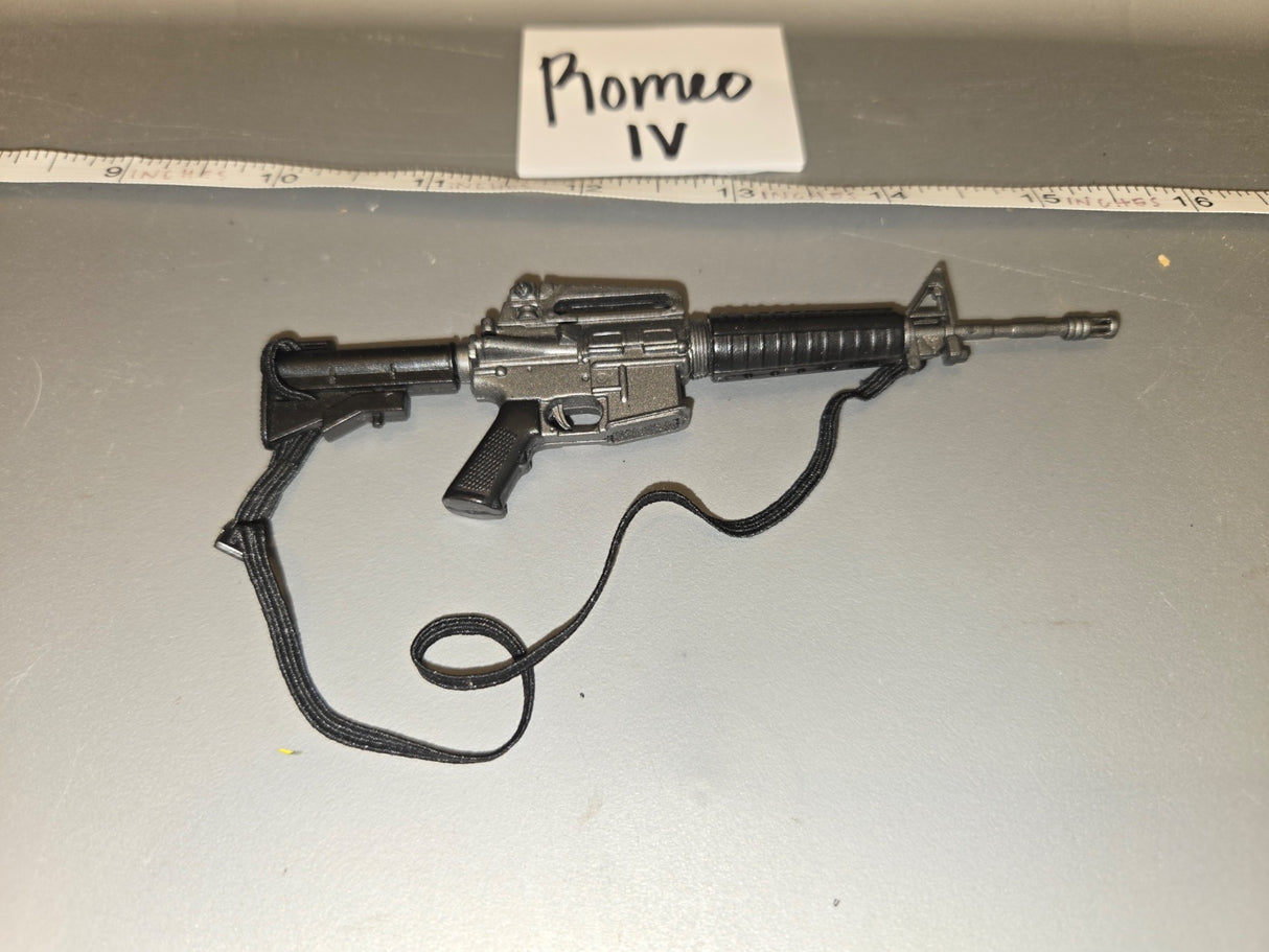 1/6 Scale Modern Era US M4A1 Carbine with Sling - Romeo IV