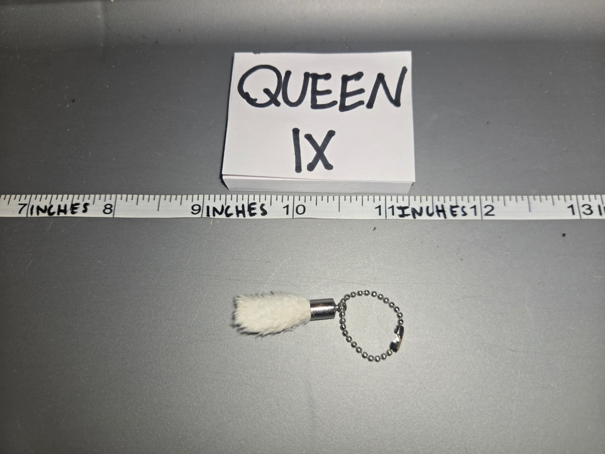 1/6 Scale Modern Era Lucky Rabbit Foot Charm - Diorama Item