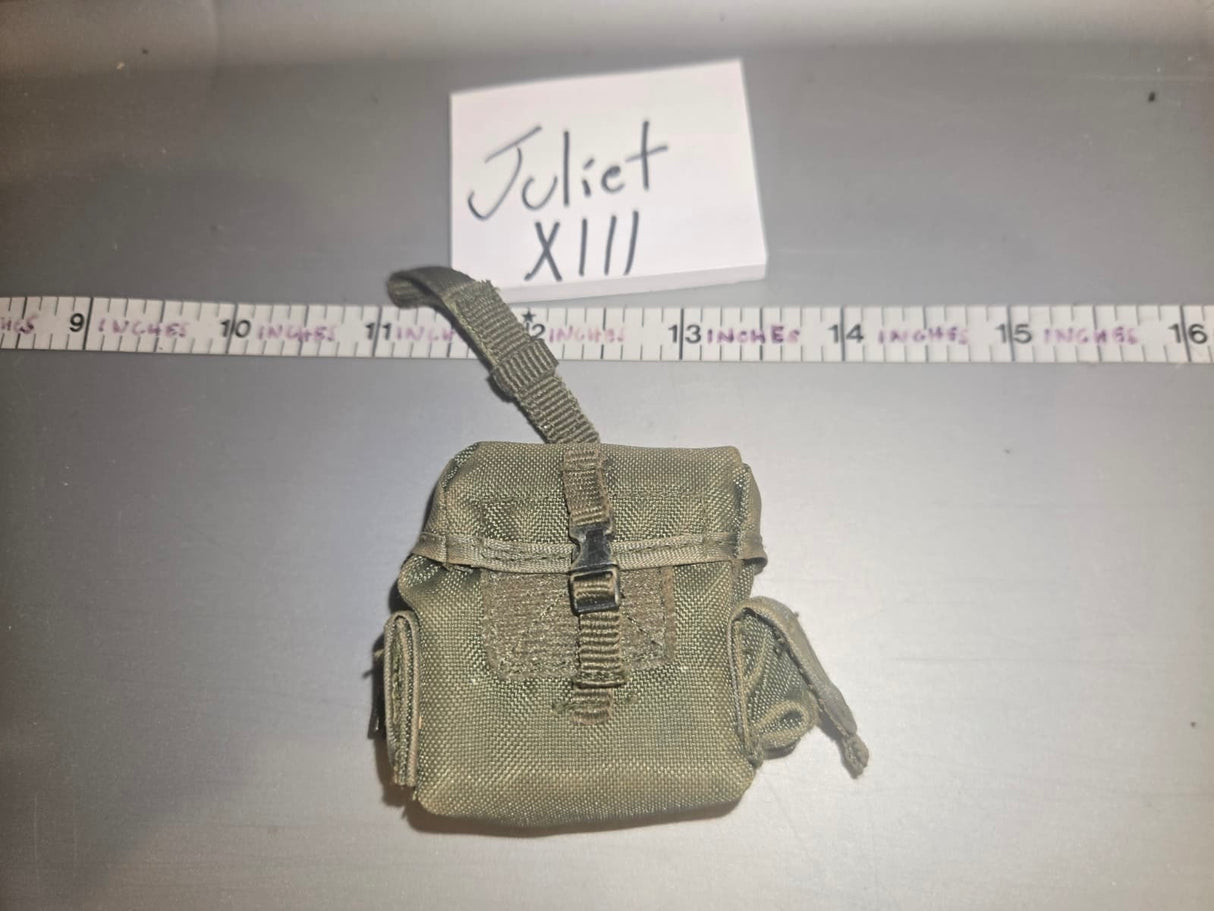 1:6 Scale Modern Era Drop Down Pouch