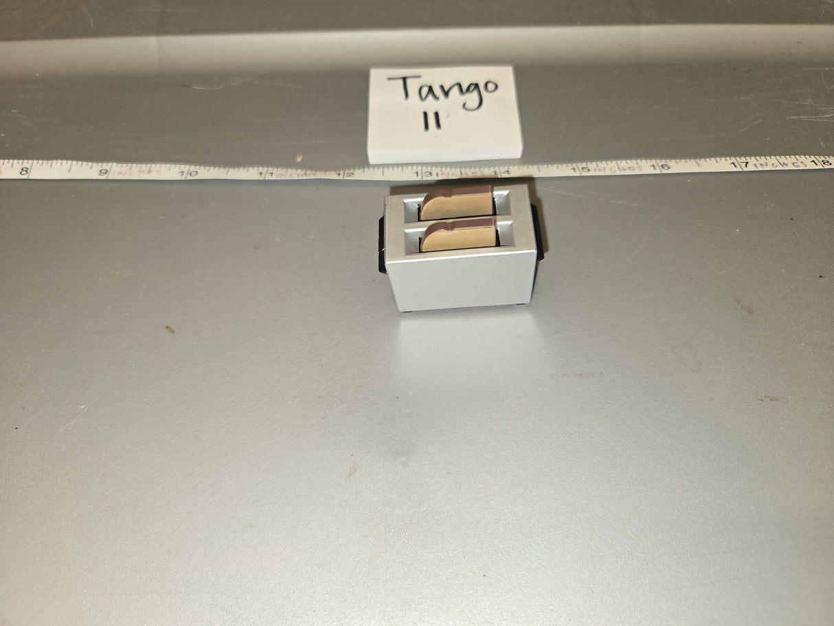 1/6 Scale Modern Era Toaster - Ghostbusters - Diorama Item