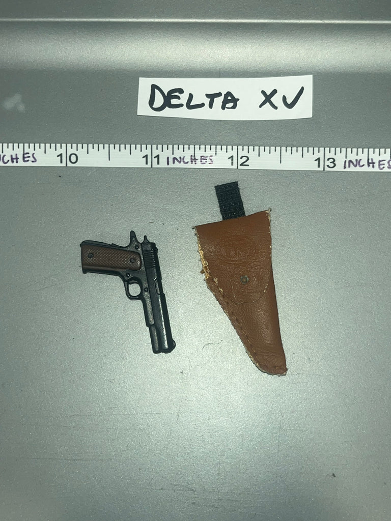 1:6 Scale WWII US .45 Pistol and Holster