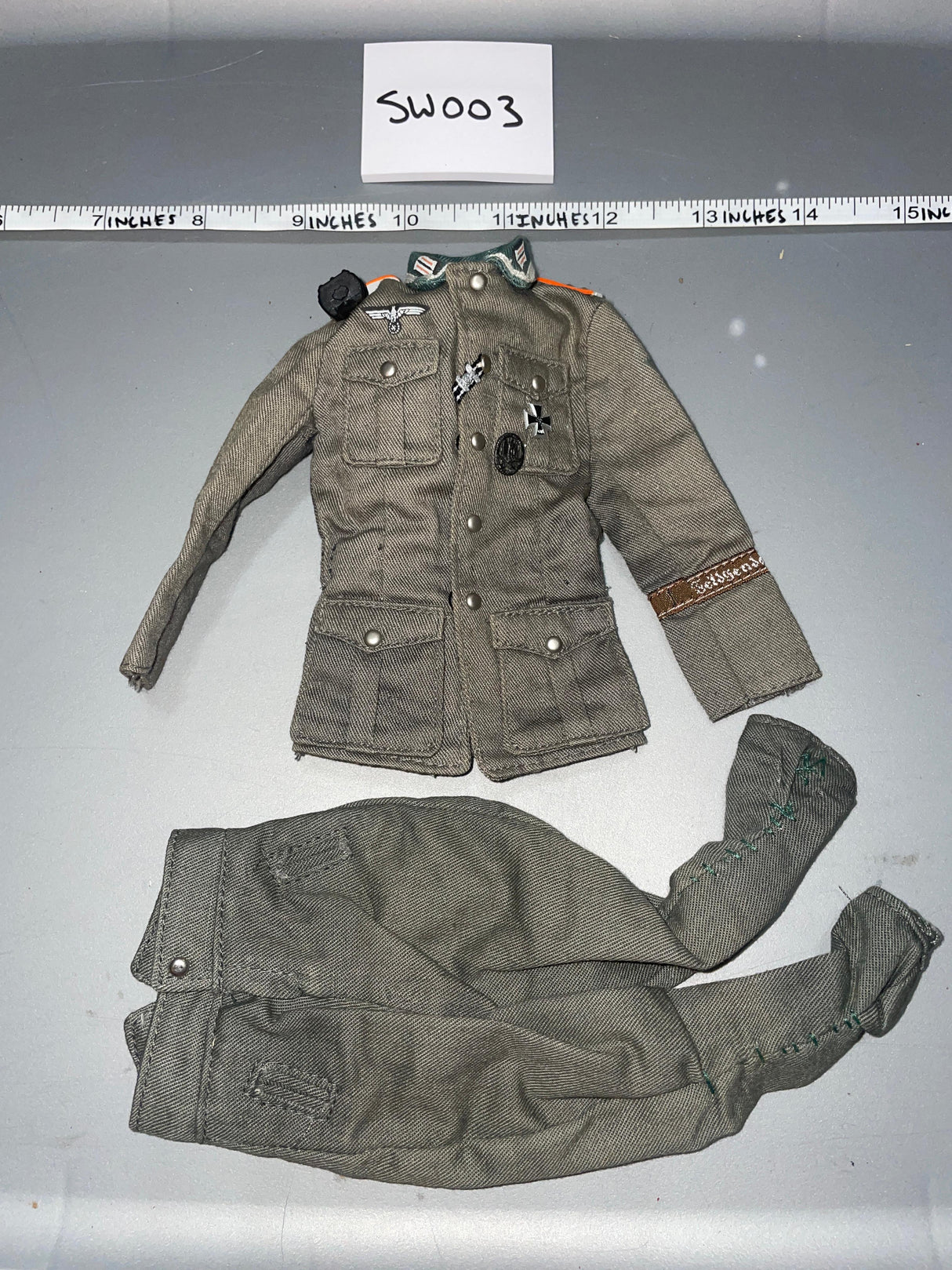 1:6 WWII German Military Police Uniform