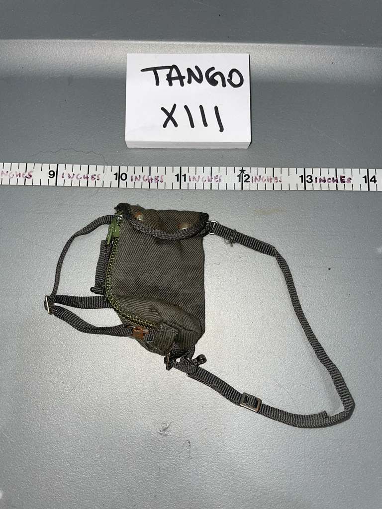 1/6 Scale WWII German Fallschirmjager Gas Mask Bag
