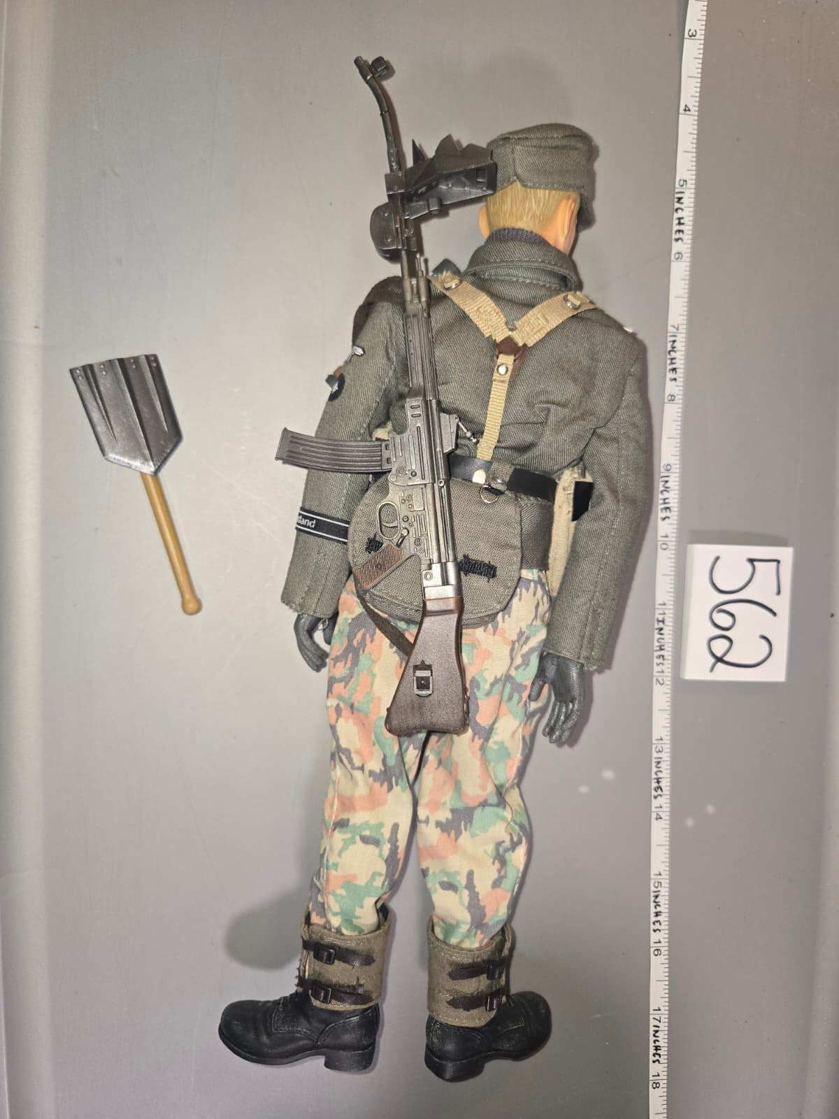1:6 Scale WWII German Battle of Berlin Dressed Figure - Dragon