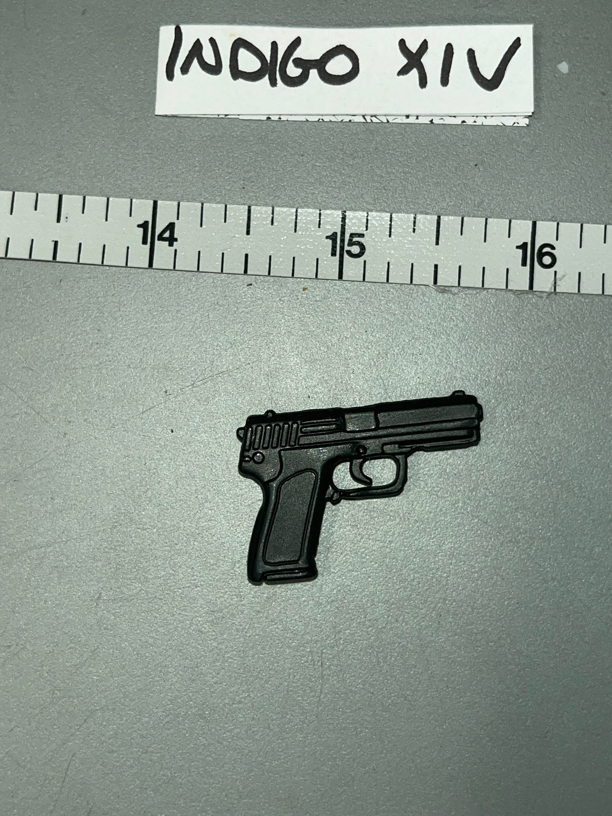 1/6 Modern Era Pistol
