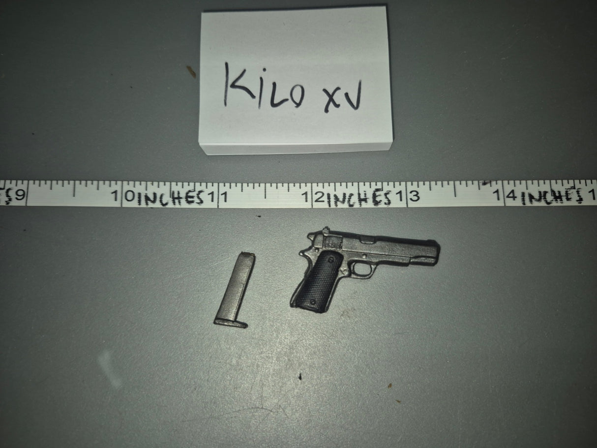 1/6 Scale WWII US M1911 Pistol with Magazine