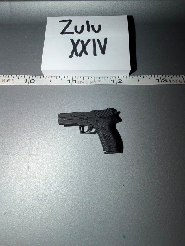 1/6 Scale Modern Era SIG Sauer P226 Pistol