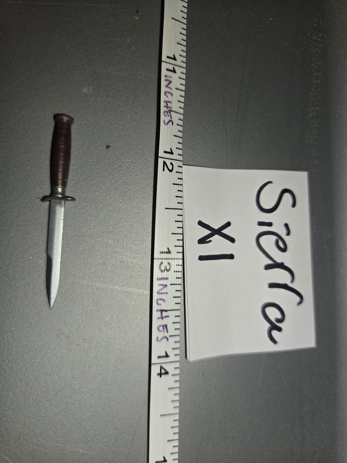 1:6 Scale WWII British Commando Dagger