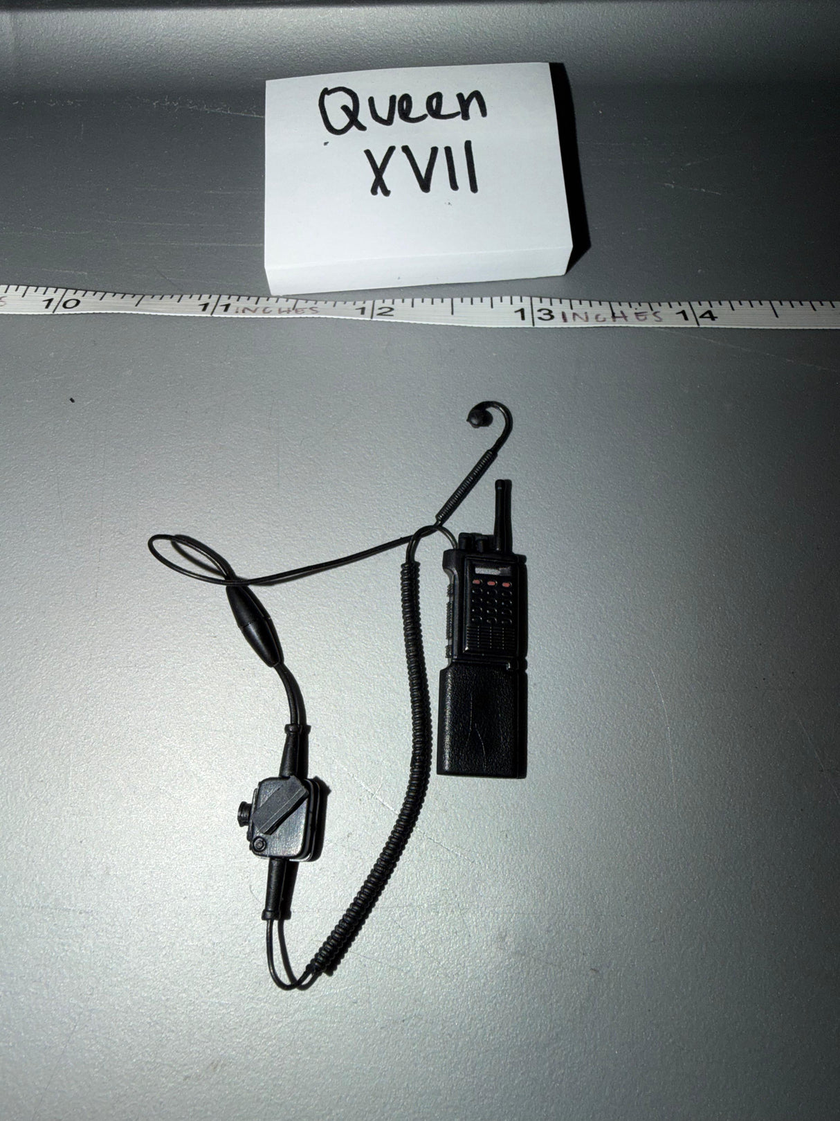 1/6 Scale Modern Era Radio