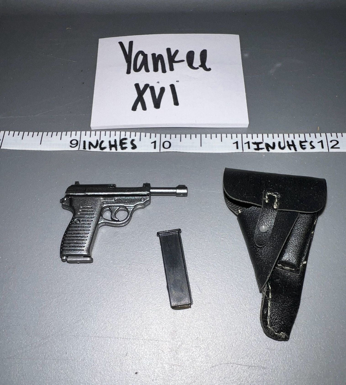 1/6 Scale WWII German Pistol and Holster - DID