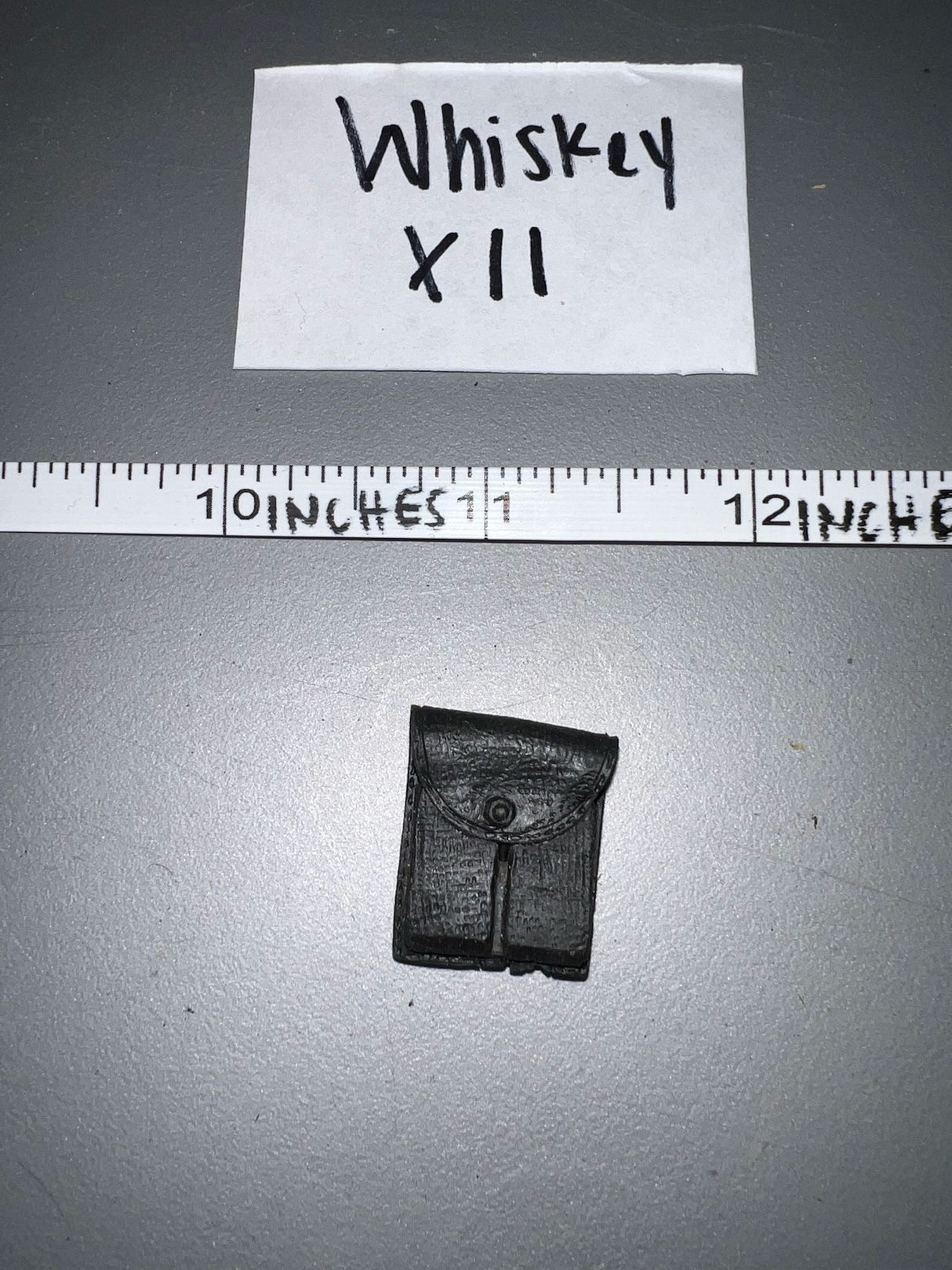 1/6 Scale Modern Era Pistol Ammunition Pouch