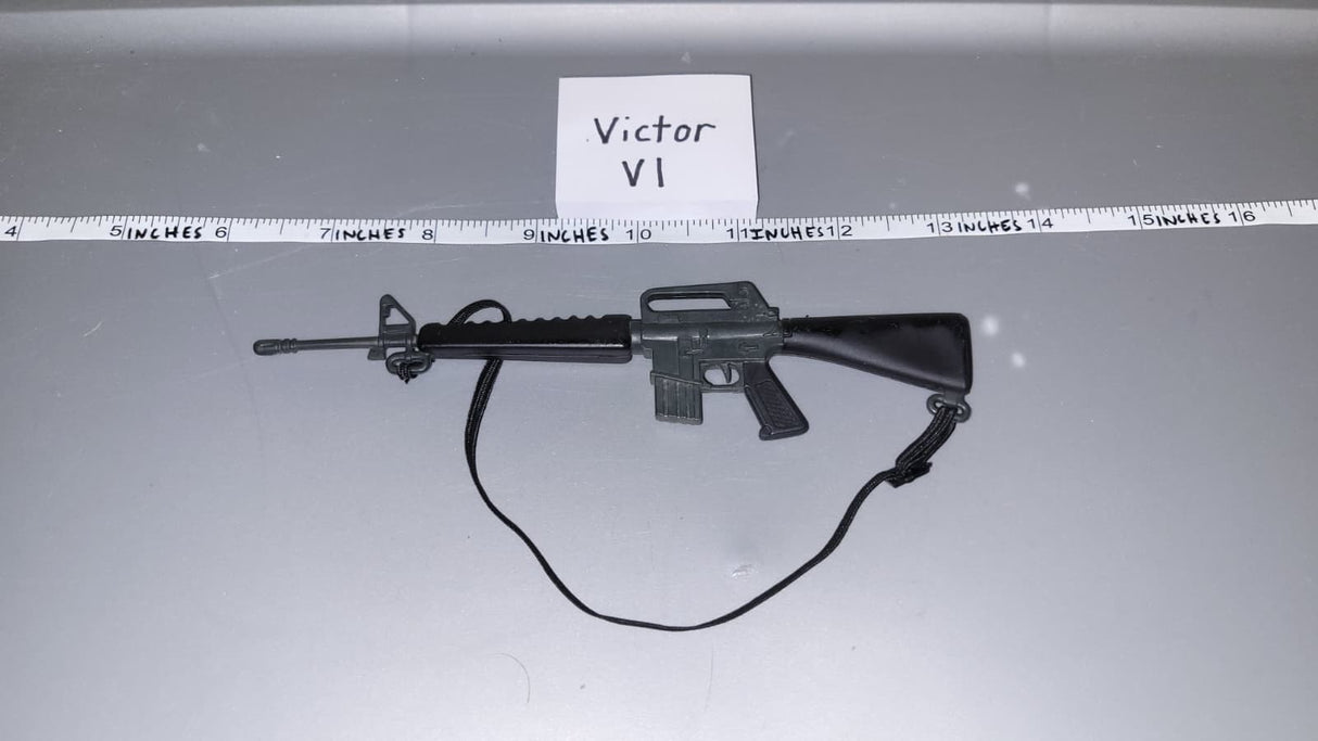 L1:6 Scale Vietnam Era US M-16 Rifle