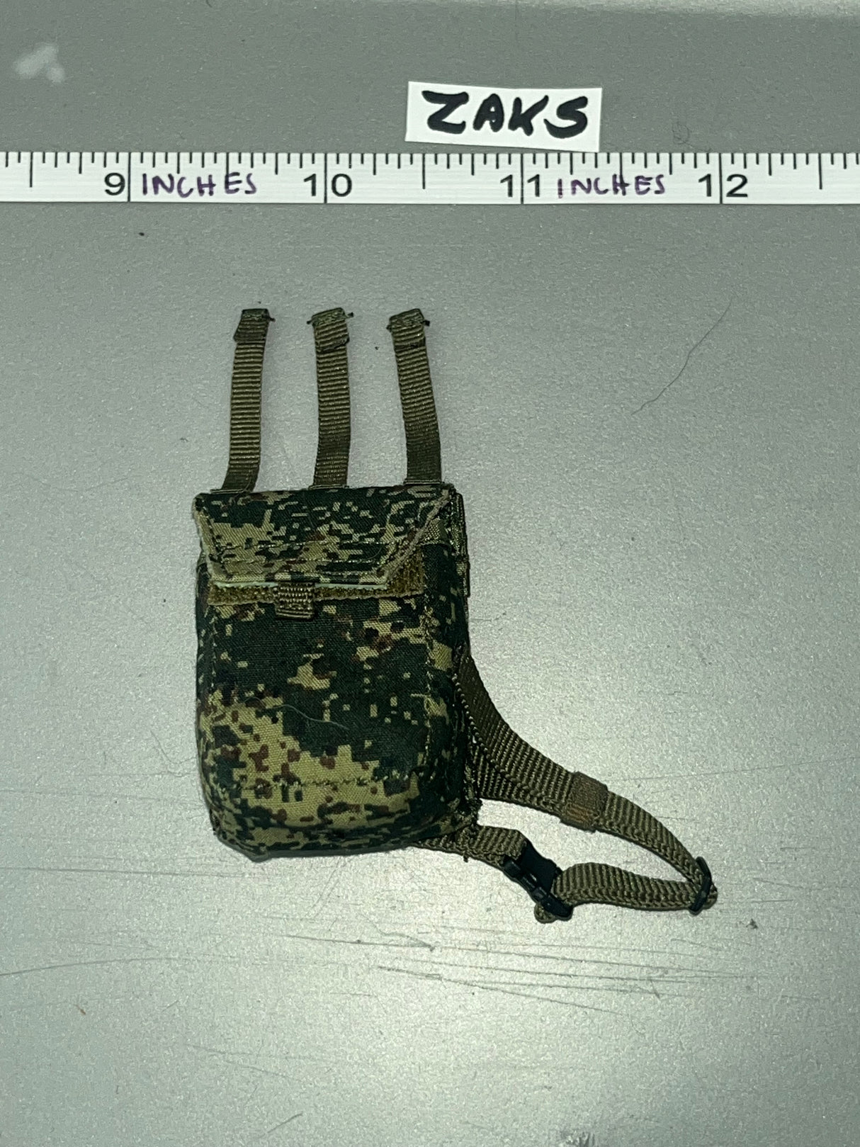 1:6 Scale Modern Russian Pouch  - DAM