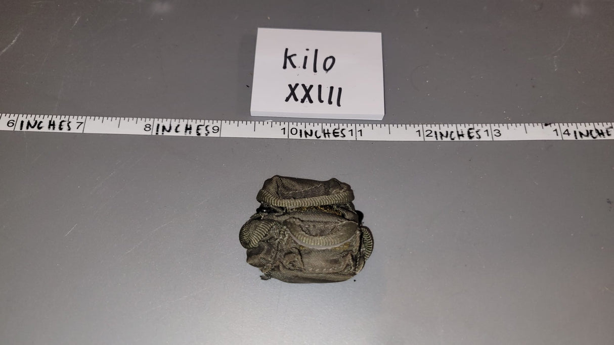 1:6 Scale Modern Era Drop Down Pouch