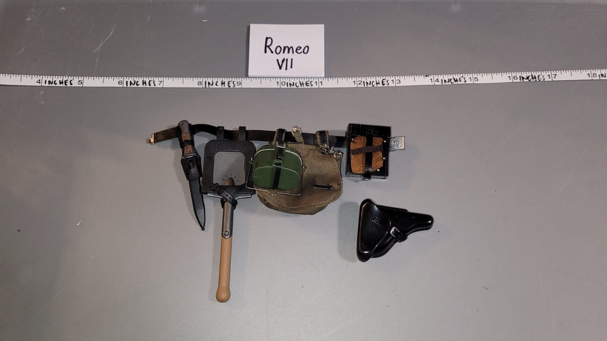 1/6 Scale WWII German Field Gear Lot