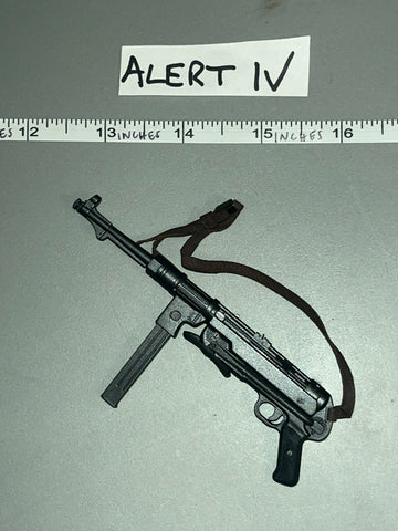 1/6 Scale WWII German MP-40  Submachine Gun - Alert Line Soviet Paratrooper