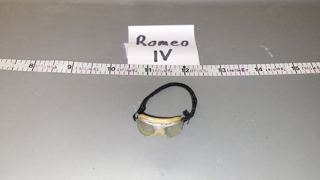 1:6 Scale WWII US Goggles - Aviator / Pilot