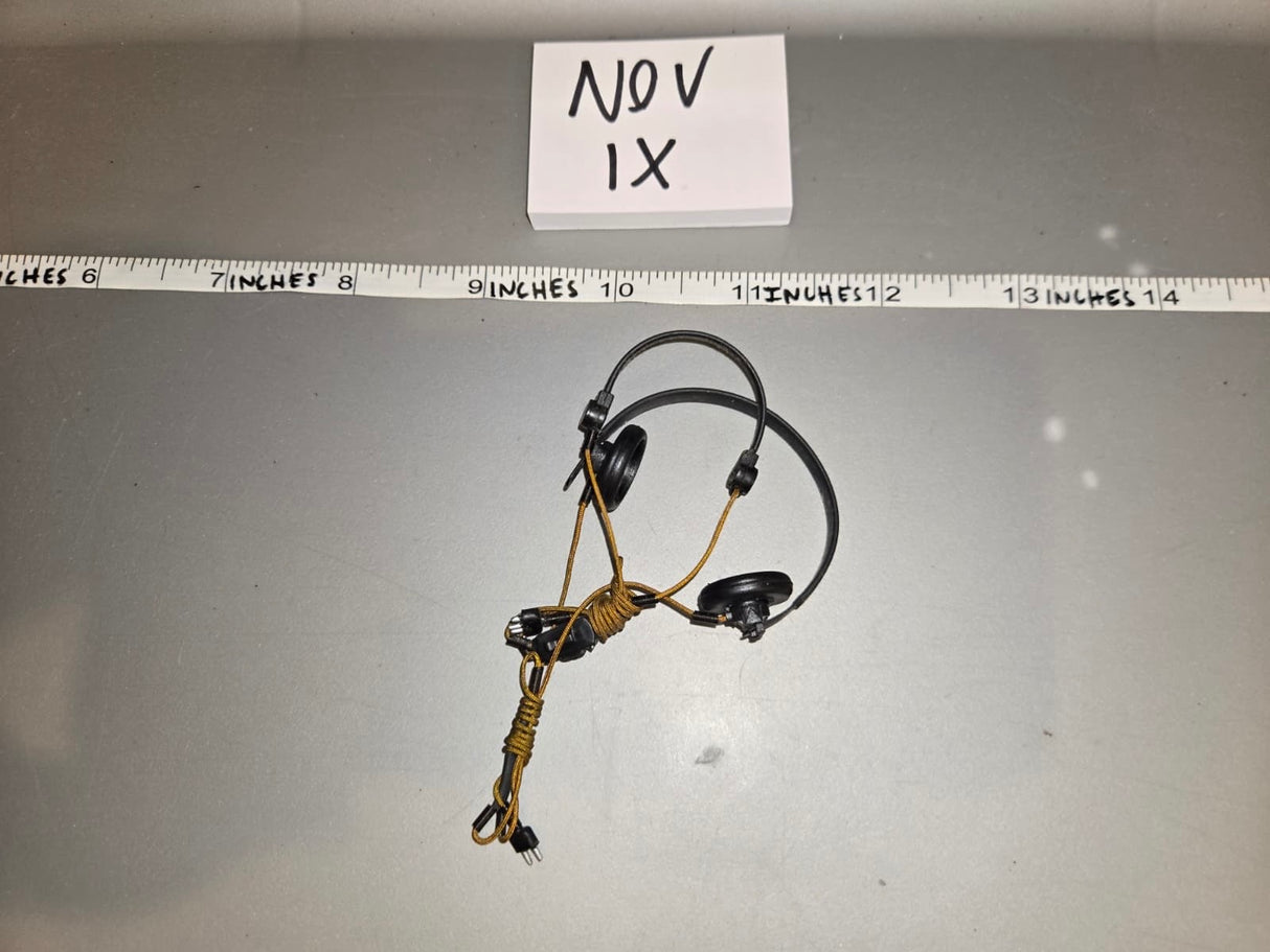 1/6 Scale WWII German Tanker Head Phones Set