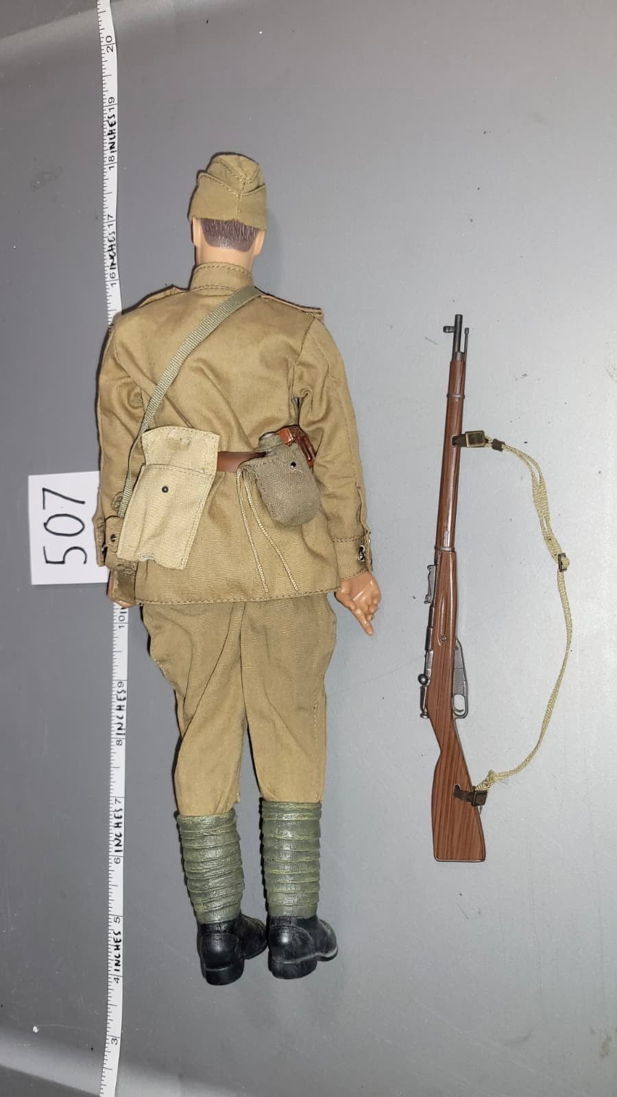 1:6 Scale WWII Russian Soviet Infantry Dressed Figure - Dragon