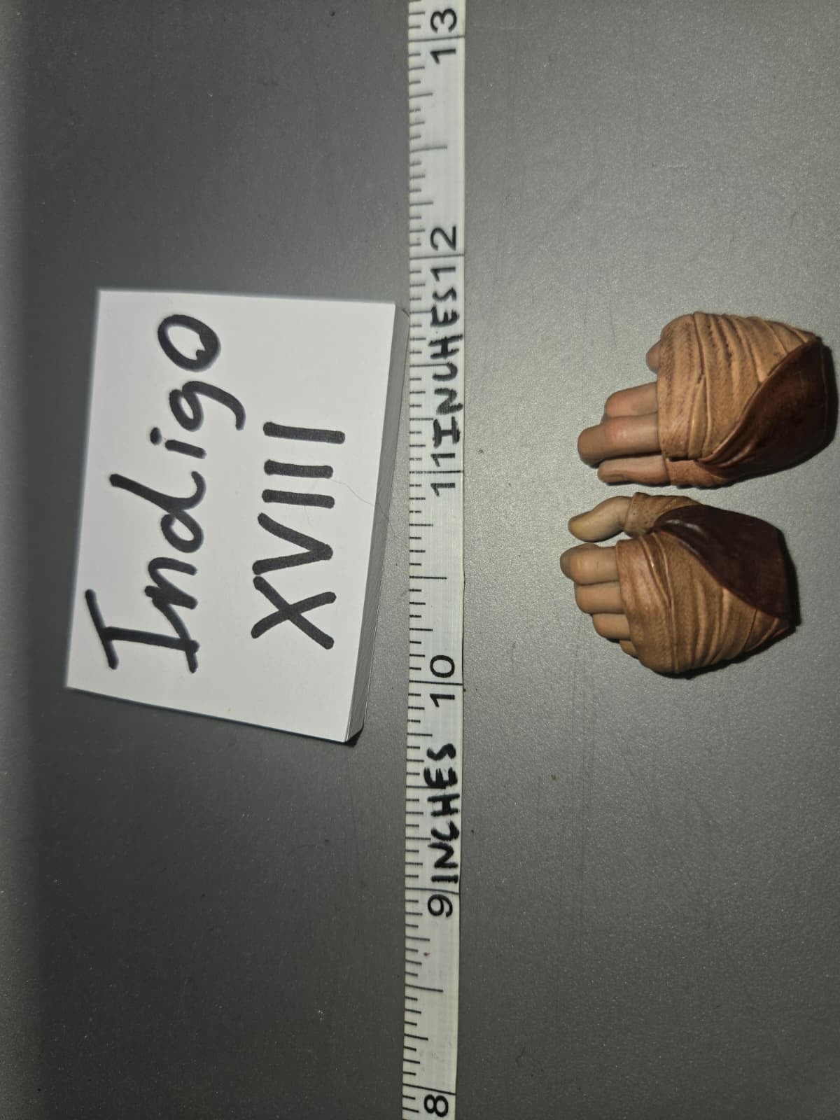 1:6 Scale Science Fiction Hand Lot