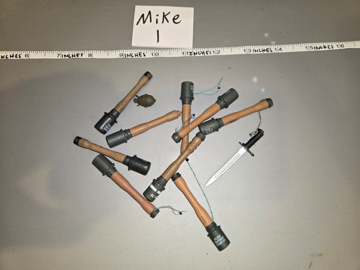 1/6 WWII German Grenade Lot