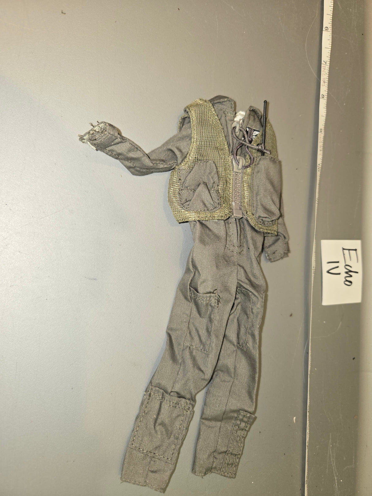 1/6 Scale Modern Era Flight Suit - Female Helicopter Pilot