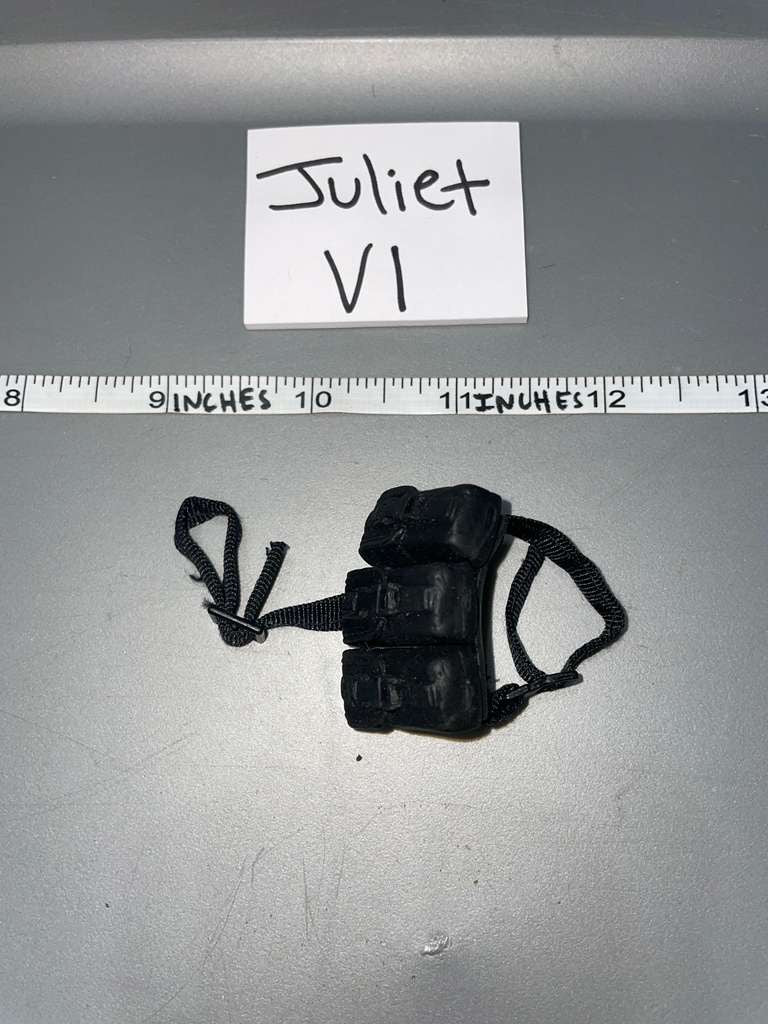 1:6 Scale Modern Era Drop Down Pouch