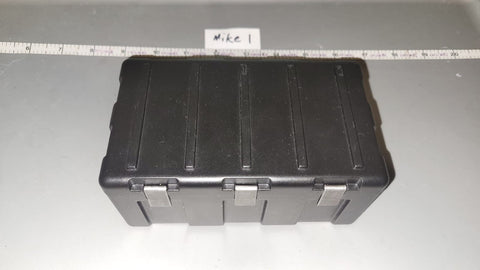 1/6 Scale Modern Era Hardside Case / Suitcase - Diorama