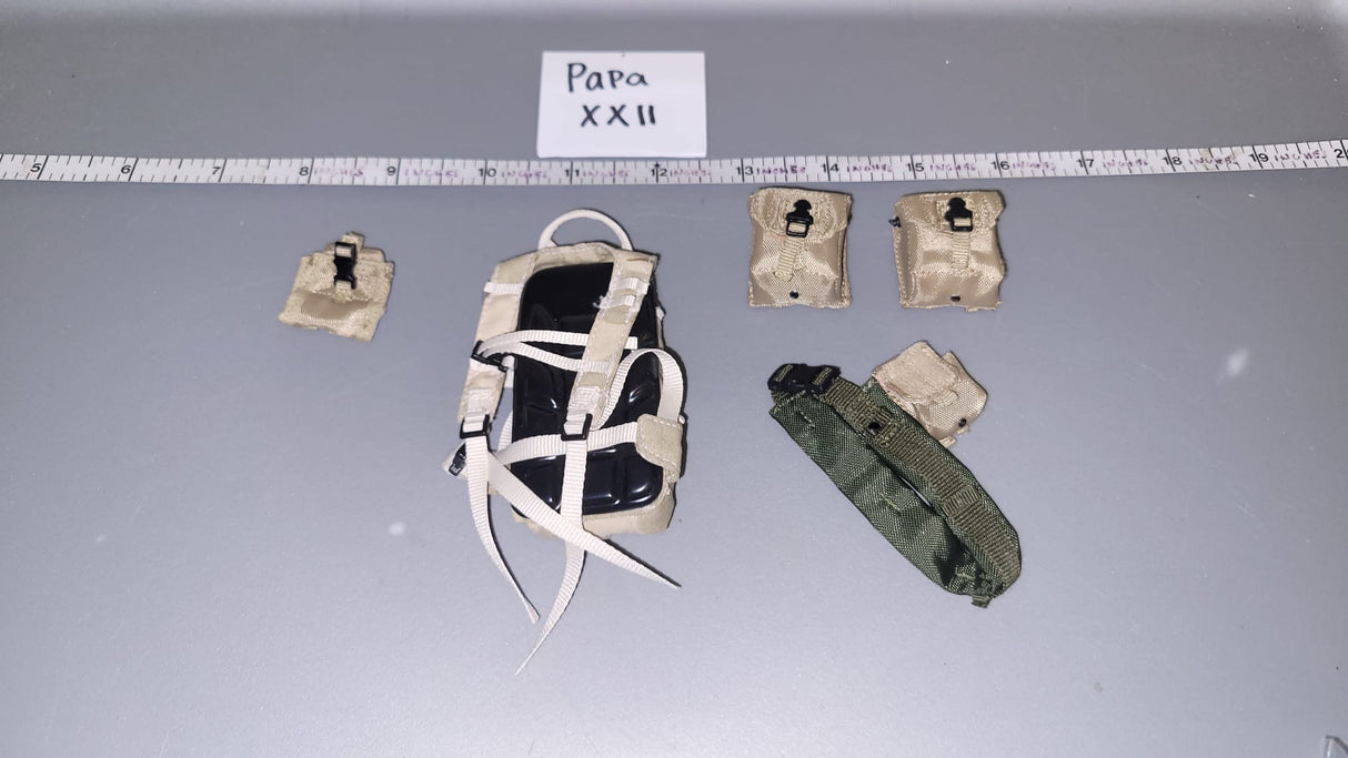 1/6 Scale Modern Era Pouch Lot
