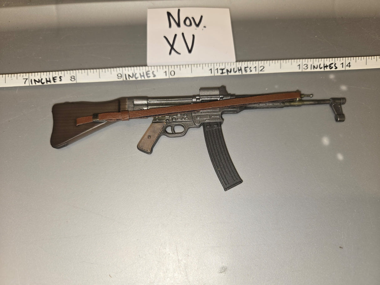 1/6 Scale WWII German StG44 Assault Rifle - Nov. XV