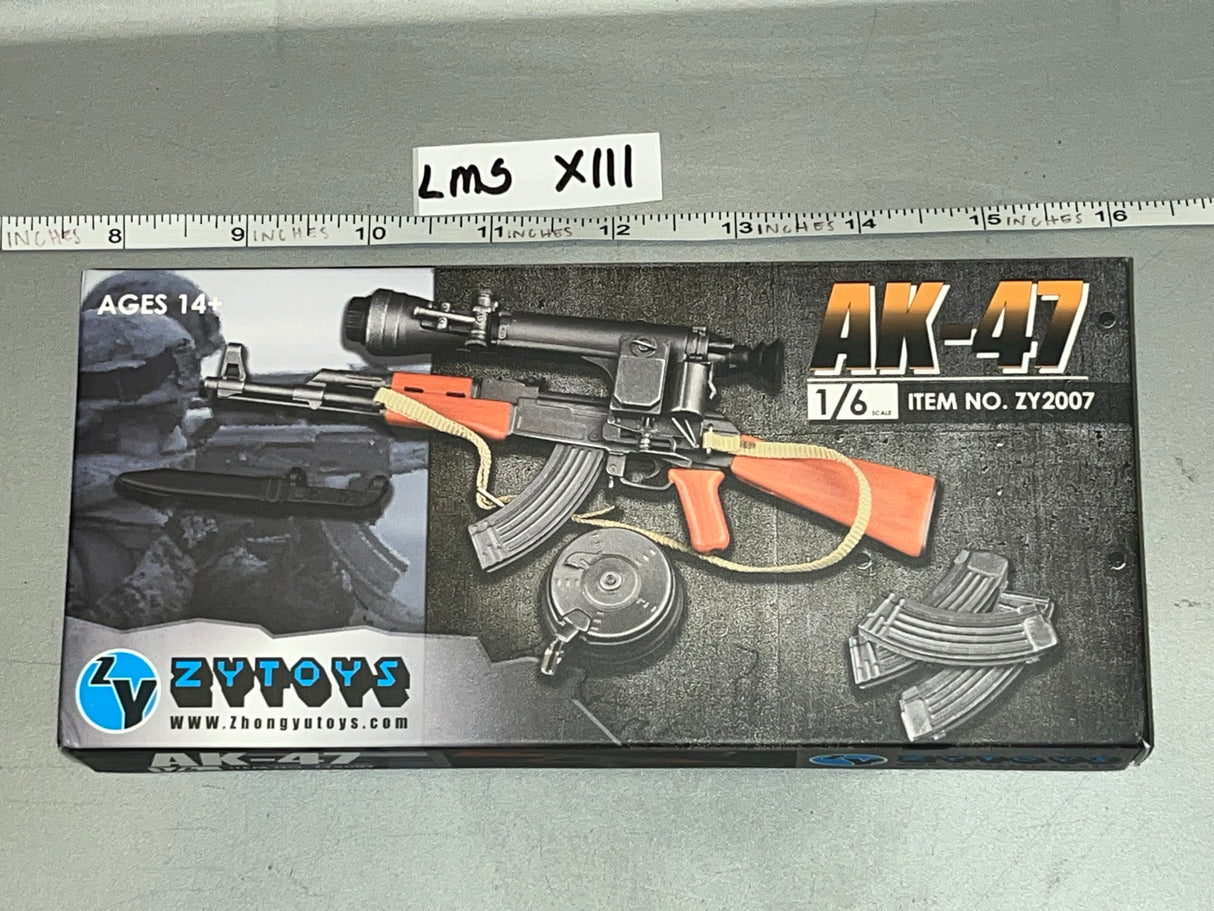 1:6 Scale Modern Era AK-47 Set - ZY Toys - NIB Weapons Set