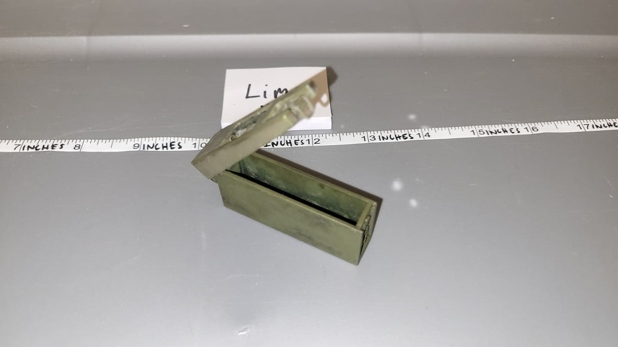 1/6 Scale WWII German Machine Gun Ammunition Can