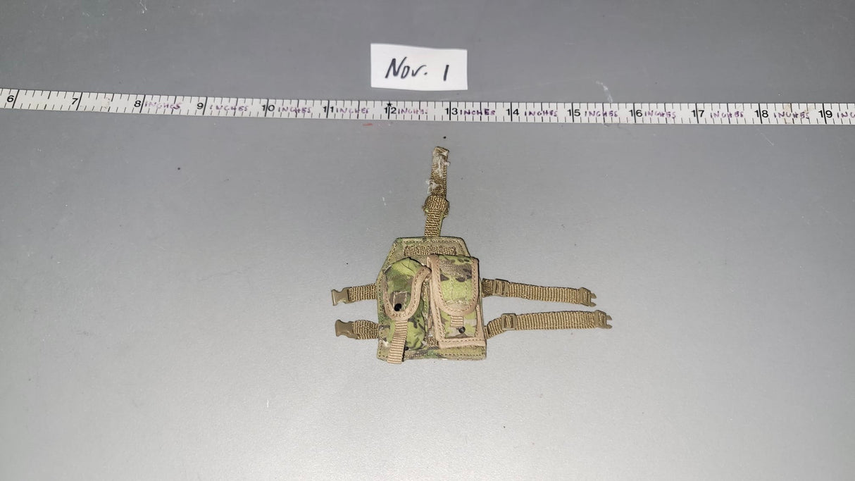 1:6 Scale Modern Era Drop Down Pouch