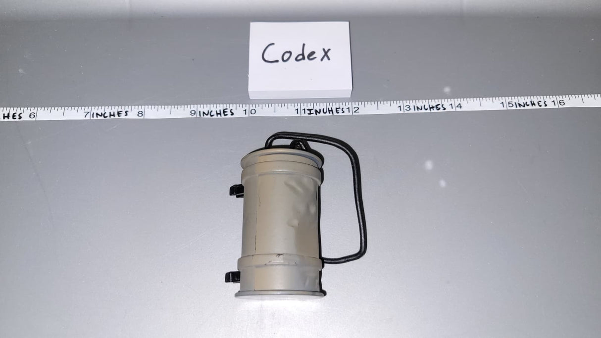 1:6 WWII US WWII British SAS Jeep Radiator Can