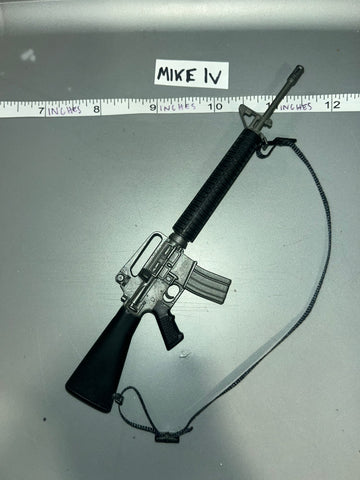 1:6 Modern Era M-16 Rifle