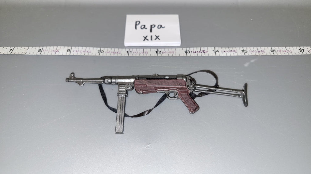 1/6 Scale WWII German MP-40