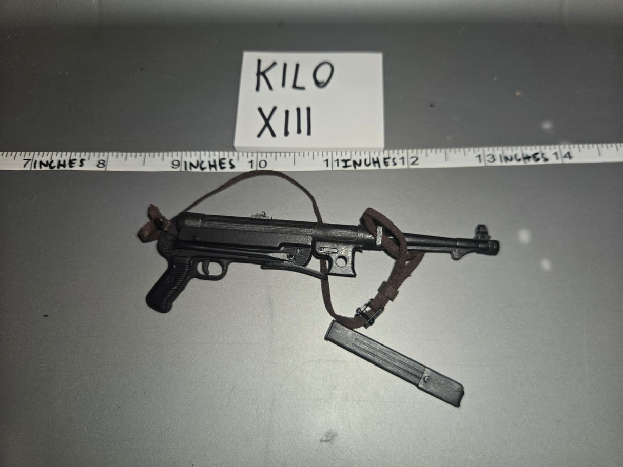 1/6 Scale WWII German MP-40