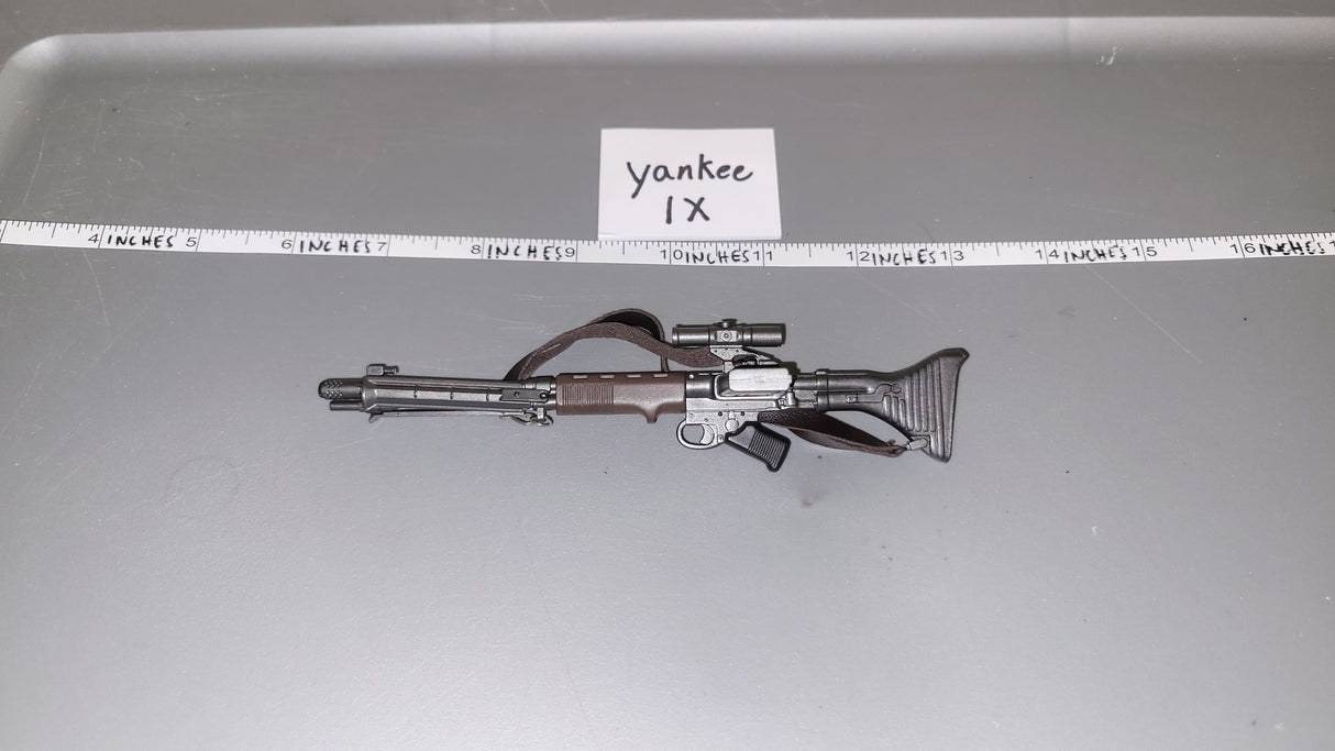 1:6 Scale WWII German FG-42