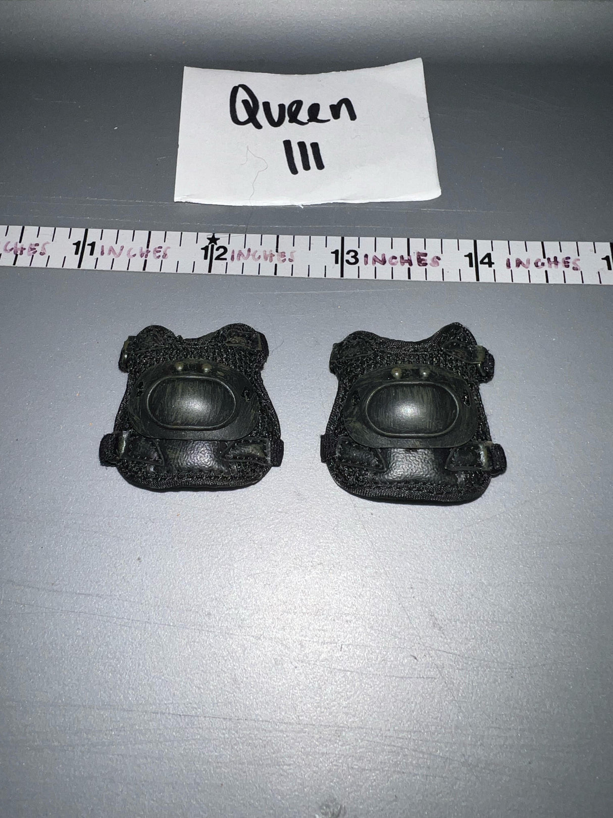 1/6 Scale Modern Elbow Pads