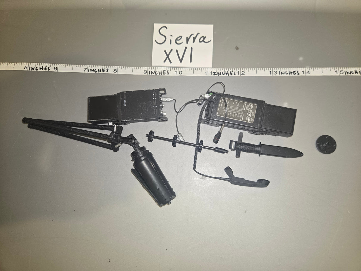 1/6 Scale Modern Era Radio Set
