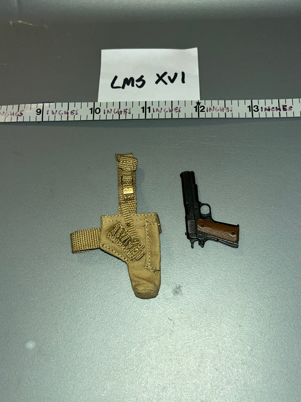 1:6 Scale WWII British Pistol and Holster - Ujindou Black Watch