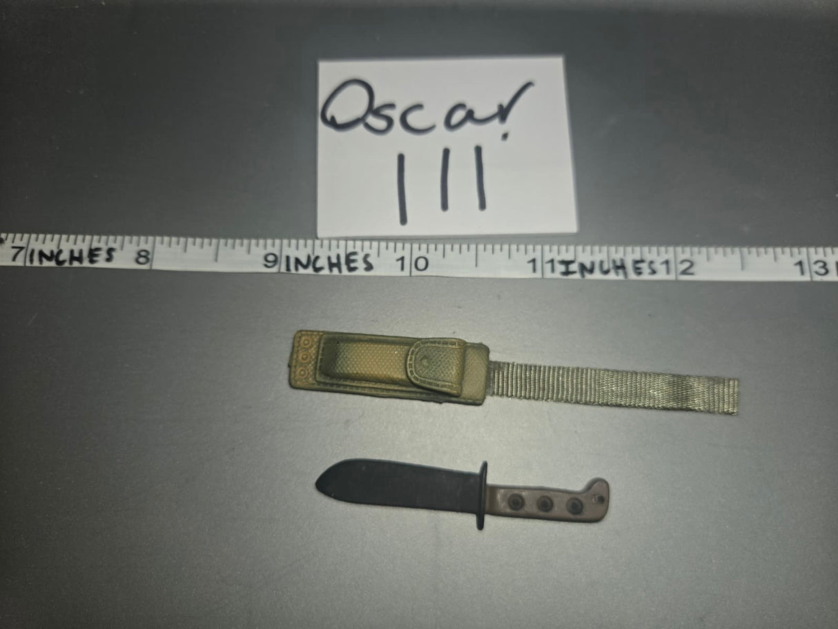 1/6 Scale Modern British Knife