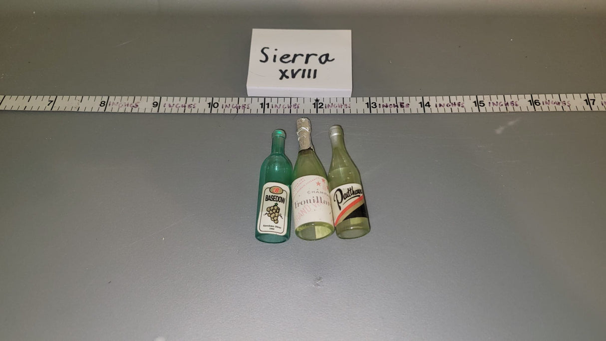 1:6 Scale WWII Wine Bottles